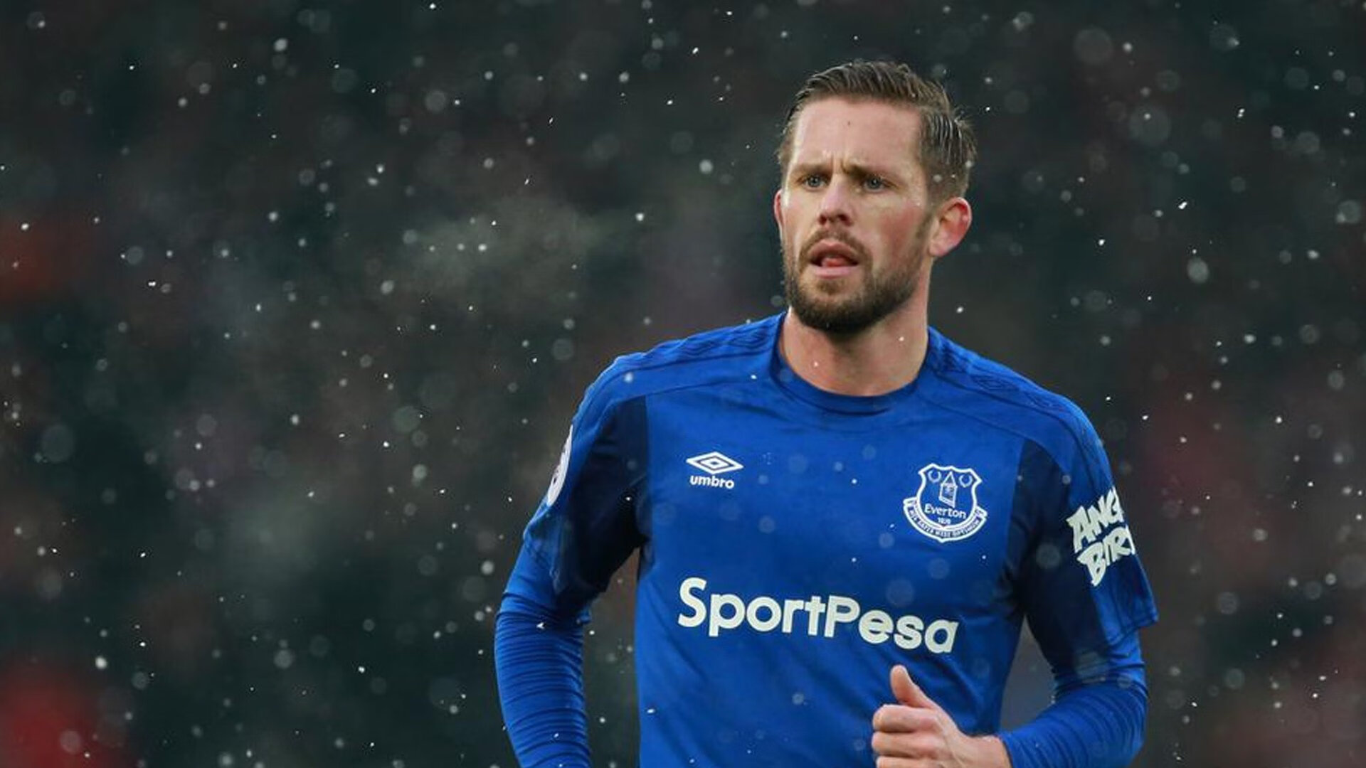 开云体育娱乐-仰泳技术进化,入水角度更为精准,仰泳入门教程